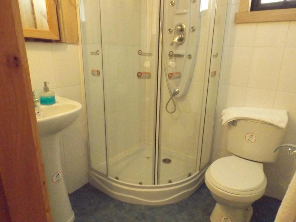 Hostal Los Alamos Neltume Ngoại thất bức ảnh